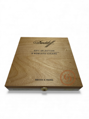 Alternative view of Davidoff Robusto Gift Selection Sampler Box