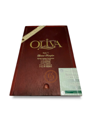 Oliva Serie V Sampler Box