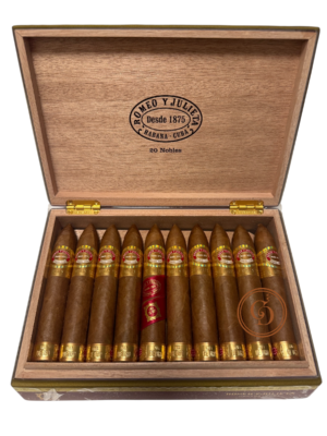 Romeo y Julieta Línea de Oro Nobles